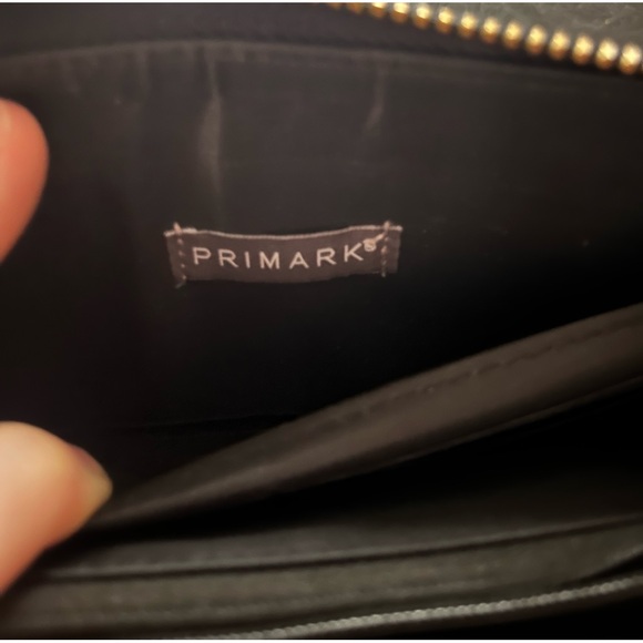 Super cute wallet - Picture 4 of 4